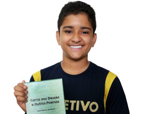 Aluno do Colégio Objetivo Juazeiro lança segundo livro